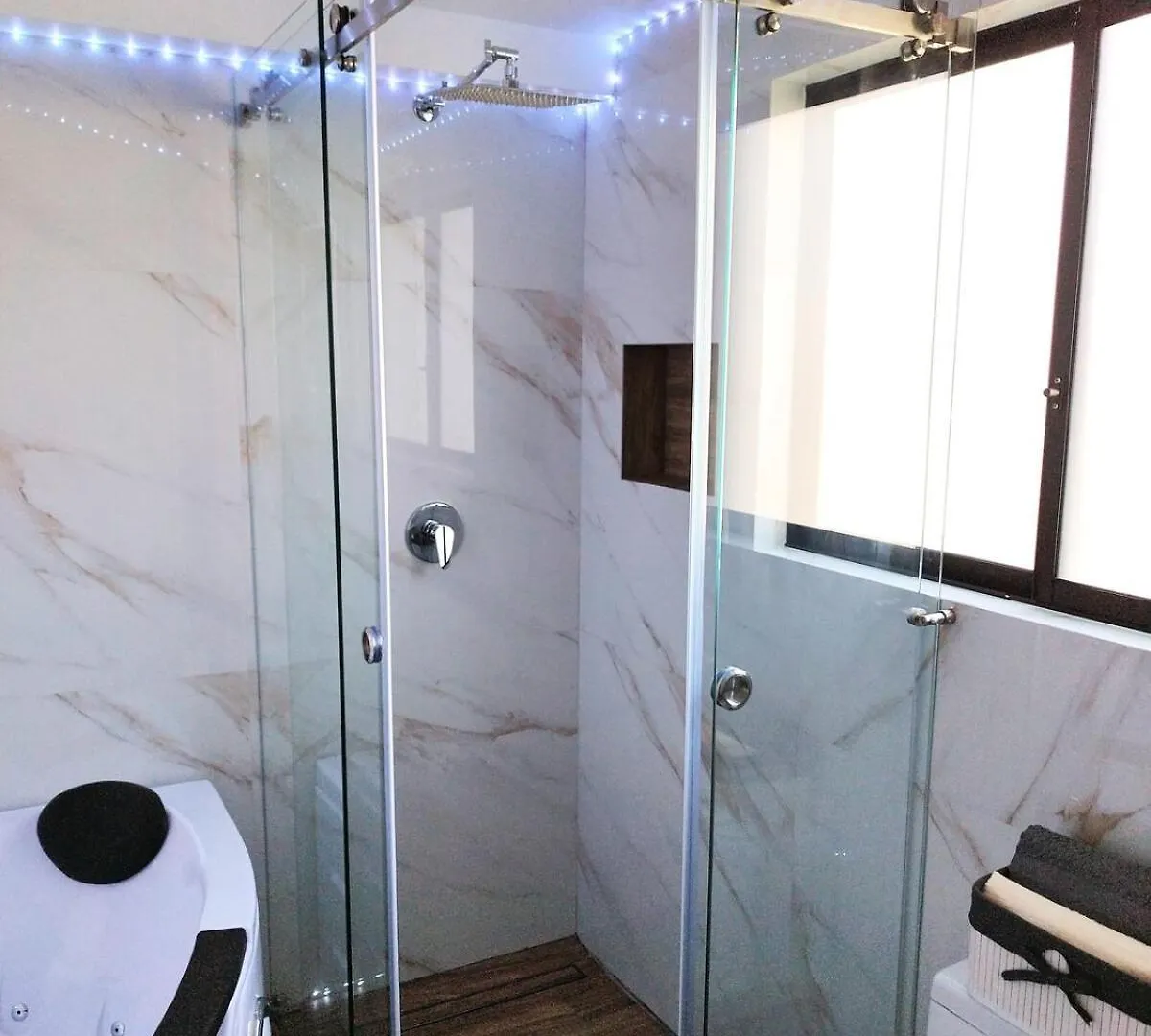 Suite De Lujo Cleopatra Con Jacuzzi Privado Κίτο